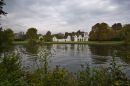 Thames_Path_Reading_to_Marlow_white_house_edited-1.jpg