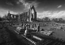 Bolton_Abbey_b_w.jpg