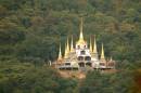 Loburi_Limestone_Temple_2.JPG