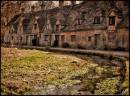 Medieval_cottages_Bibury_UK_.jpg