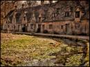 Medieval_cottages_Bibury_UK_.jpg