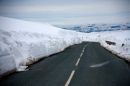 Snowroad_ahead1.jpg