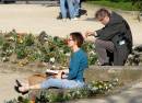 He_is_feeding_the_birds_10_04_07_104.jpg
