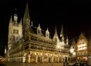 Cloth_Hall_By_Night_2.jpg