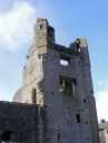 Middleham-Castle.jpg