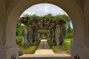 Trellised_walkway_web1000.jpg