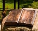 Book-with-no-pages.jpg