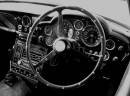 C_KINGSMAN_ASTON_MARTIN_DB6_DASHBOARD_1.jpg