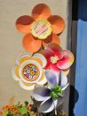 IMG_0855_Paper_Plate_Flowers_web700hsr72.jpg