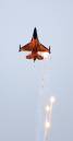 F16_flare.jpg